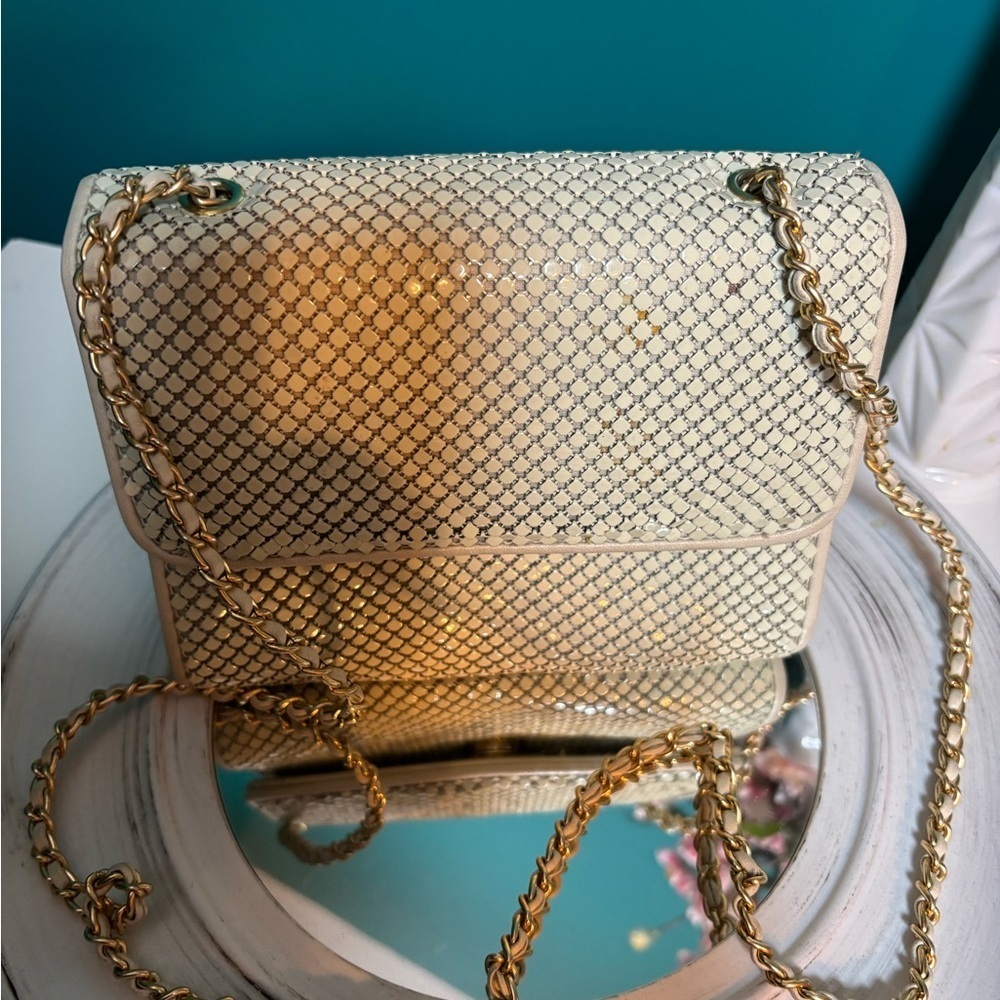 Whiting & Davis Chic Cream With Gold Chain Crossbody Bag